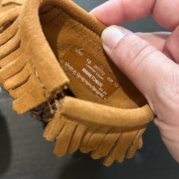 Minnetonka Double Fringe Brown Leather Native Boots SIZE 10 KIDS - Picture 7 of 7